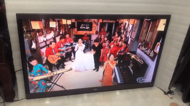 Tivi LED LG 55 inch siêu bền đẹp tuyệt vời. Mua bán Tivi, Âm thanh tại Quận Tân Phú Tp Hồ Chí Minh được đăng bởi Nguyễn Thị Hường hình 1