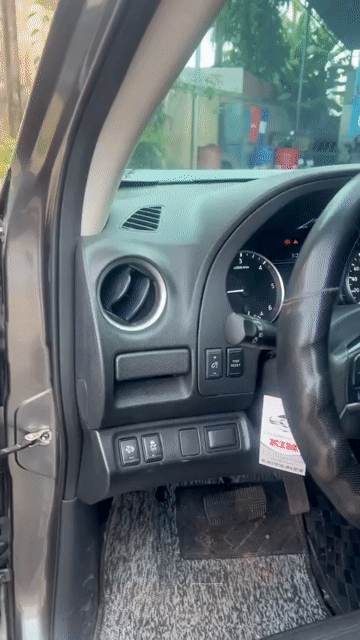 Nissan Navara EL 2023 Xám 73291 km. Mua bán Ô tô tại Thành phố Long Khánh Đồng Nai được đăng bởi Mèo Maneki Neko hình 1