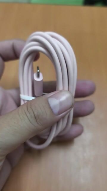 Cáp sạc iPhone dài 2m. Mua bán Phụ kiện (Màn hình, Chuột...) tại Quận Thanh Khê Đà Nẵng được đăng bởi Phôn Đinh Nguyễn Hữu hình 1