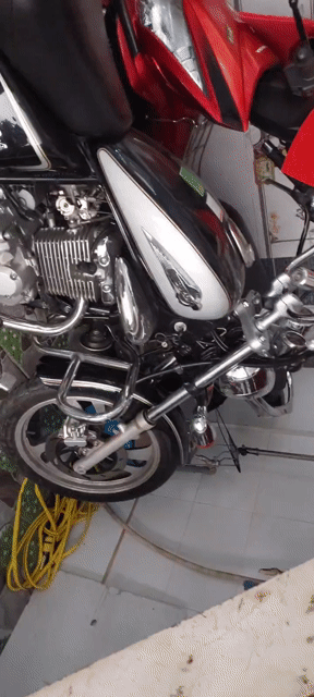 Suzuki GZ 150-A Đen, Bạc. Mua bán Xe máy tại Quận 8 Tp Hồ Chí Minh được đăng bởi Oanh Vũ hình 1