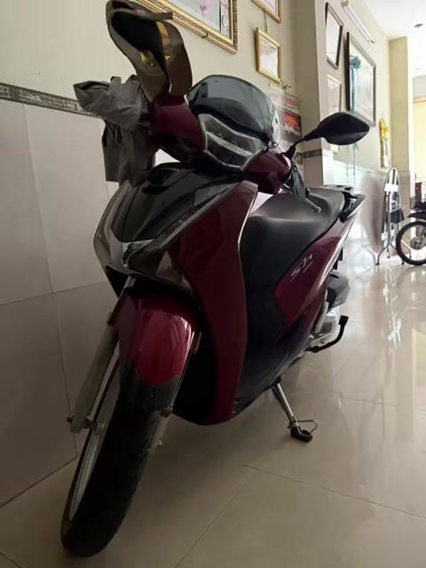 Honda SH 150i 2019 Đỏ Đã sử dụng. Mua bán Xe máy tại Quận Bình Tân Tp Hồ Chí Minh được đăng bởi Lê Minh hình 1