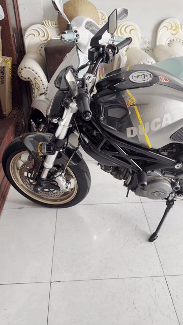 Ducati Monster 2012 Đen. Mua bán Xe máy tại Huyện Cần Đước Long An được đăng bởi Nguyễn Cam Lai hình 1