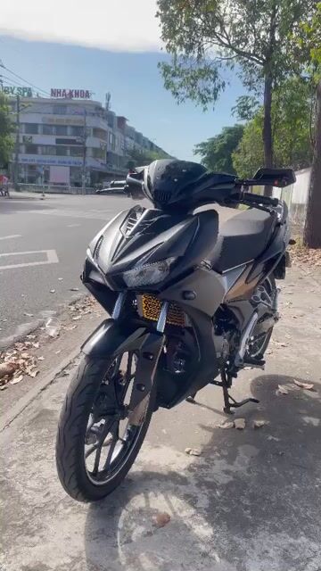Honda Winner X Đen vàng đồng Côn tay. Mua bán Xe máy tại Thị xã Bến Cát Bình Dương được đăng bởi xe máy trả góp tín nghĩa  hình 1