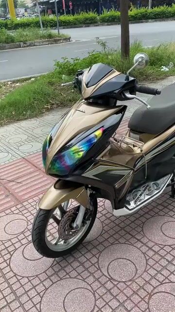Honda AB mắt cú 2015,bstp,xe đẹp keng zin êm. Mua bán Xe máy tại Quận 7 Tp Hồ Chí Minh được đăng bởi Bảo Anh hình 1