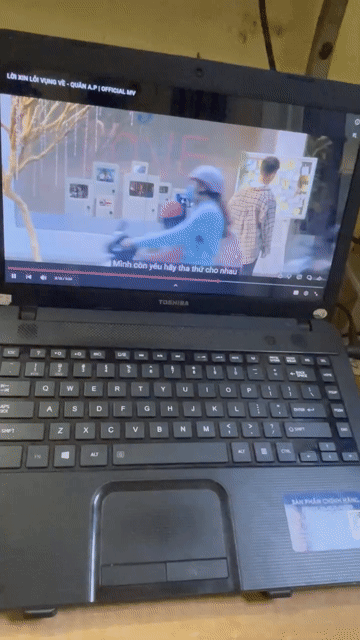 Laptop Toshiba Đen Đã sử dụng. Mua bán Laptop tại Quận Thanh Khê Đà Nẵng được đăng bởi Quốc Huy hình 1