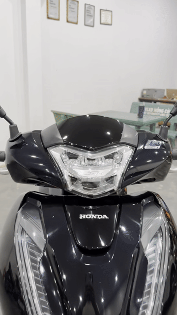Honda SH 150 ABS Đen bóng Siêu Lướt Chuẩn Zin. Mua bán Xe máy tại Thành phố Long Khánh Đồng Nai được đăng bởi Cửa Hàng Xe Máy Cũ Thành Phát Đồng Nai hình 1