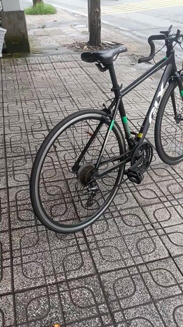 GALAXY RX400 SƯỜN NHÔM ĐỀ SHIMANO BÁNH 700(LƯỚT). Mua bán Xe đạp tại Thành phố Thủ Đức Tp Hồ Chí Minh được đăng bởi MUA BÁN TRAO ĐỔI XE ĐẠP MỚI CŨ hình 1