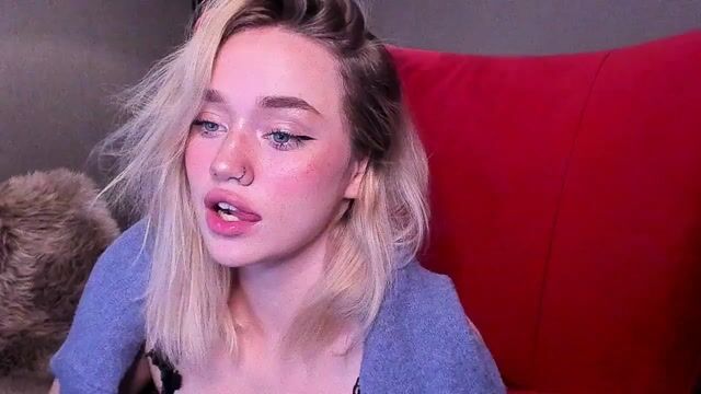 Model - FionaPowerpuff feet