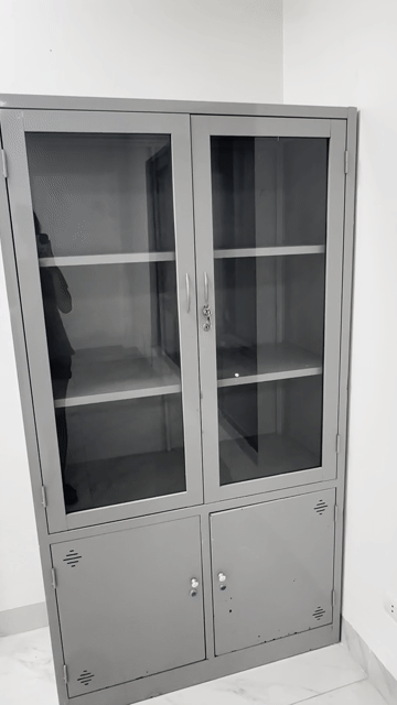 Tủ locker Kim loại Xám đựng tài liệu. Mua bán Đồ dùng văn phòng tại Quận Thanh Xuân Hà Nội được đăng bởi Hương Bi hình 1