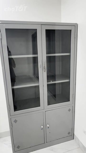 Tủ locker Kim loại Xám đựng tài liệu. Mua bán Đồ dùng văn phòng tại Quận Thanh Xuân Hà Nội được đăng bởi Hương Bi hình 1