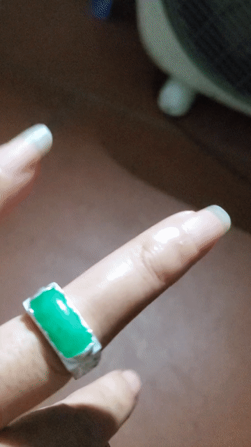 Nhẫn Bạc ta Ngọc Rồng cuốn 2 bên má . Mua bán Phụ kiện thời trang khác tại Huyện Gia Lâm Hà Nội được đăng bởi Nguyen minh hình 1