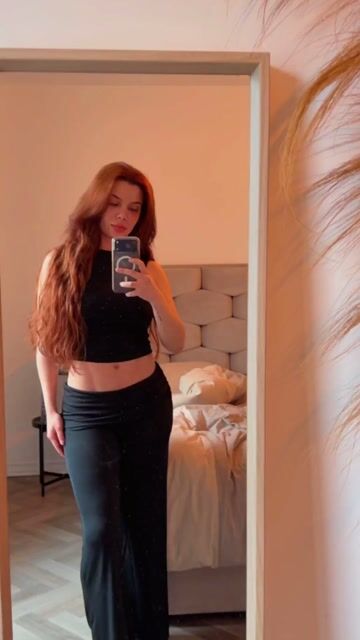 Foto de Bruna 22 anos Brune de Luxembourg - Euro Escorts