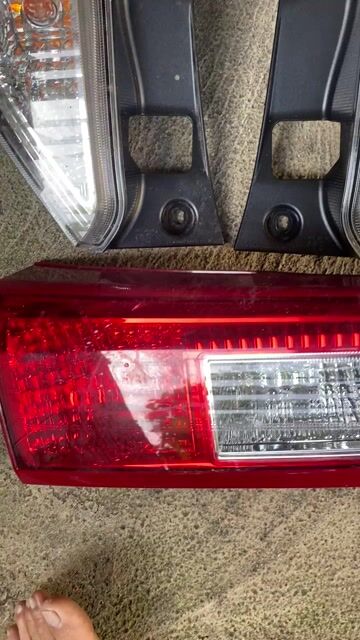 Đèn lái hậu sau xe Toyota Innova Mới. Mua bán Phụ tùng xe tại Thành phố Thủ Dầu Một Bình Dương được đăng bởi Triều Auto  hình 1
