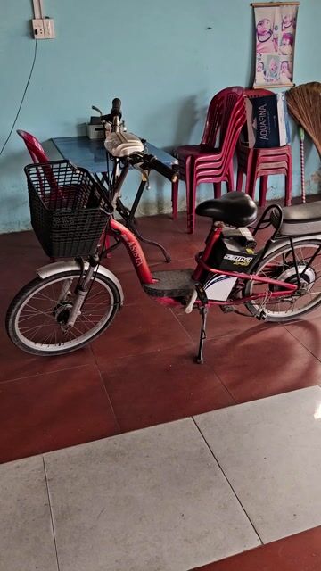 Dư chiếc đạp điện bình mới còn bảo hành cửa hàng. Mua bán Xe điện tại Huyện Củ Chi Tp Hồ Chí Minh được đăng bởi Nguyễn hình 1