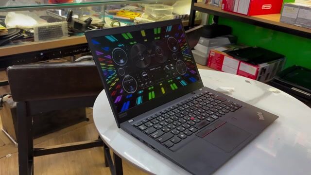 Lenovo ThinkPad T14S i7 14 inch 32GB Ram. Mua bán Laptop tại Quận Hải Châu Đà Nẵng được đăng bởi LinhNguyenMedia IIO Nguyễn Hữu Thọ XV năm I địa chỉ  hình 1