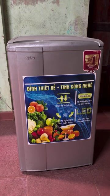 Tủ lạnh Mini Sanyo 90l nguyên rin lợi điện. Mua bán Tủ lạnh tại Thành phố Huế Thừa Thiên Huế được đăng bởi Tiến hình 1