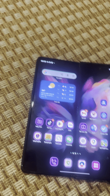 Samsung Galaxy Z Fold 3 Đen. Mua bán Điện thoại tại Huyện Gia Lâm Hà Nội được đăng bởi Lẽ Sống hình 1