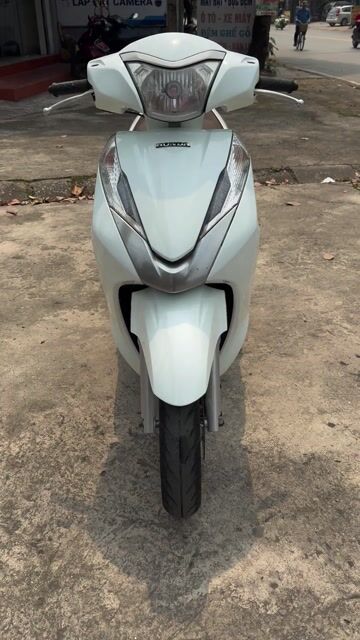 Honda Lead 2015 Trắng Tự động. Mua bán Xe máy tại Thành phố Nam Định Nam Định được đăng bởi Bảo Nhi Trần hình 1