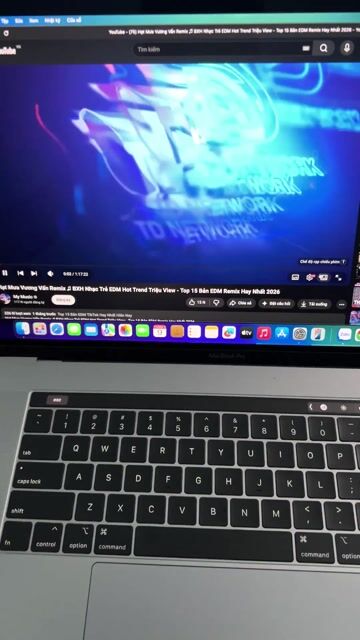 Apple MacBook Pro i7 15.4 inch 16GB/250GB. Mua bán Laptop tại Huyện Lục Nam Bắc Giang được đăng bởi Bùi Đức Cần hình 1