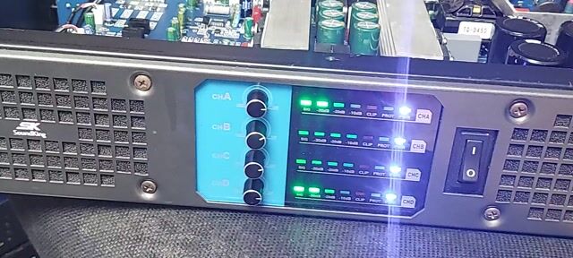 Cục đẩy SoundKing FP11000 Xám. Mua bán Tivi, Âm thanh tại Thành phố Dĩ An Bình Dương được đăng bởi Nhật Hoàng  điện  máy  hình 1