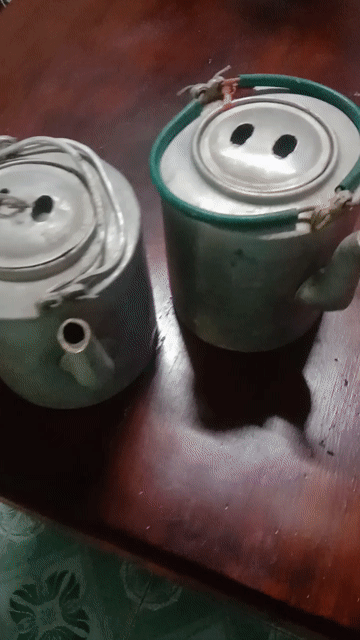 Ấm đun nước nhôm cổ điển. Mua bán Dụng cụ nhà bếp tại Huyện Hóc Môn Tp Hồ Chí Minh được đăng bởi Man Tran hình 1