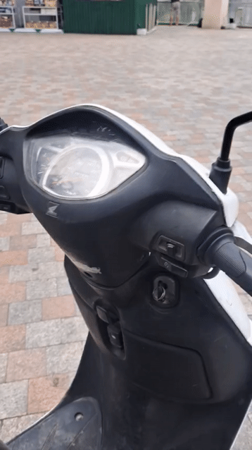 Bán xe Lead mầu trắng chính chủ còn tốt. Mua bán Xe máy tại Quận Hoàng Mai Hà Nội được đăng bởi Hương Ly hình 1