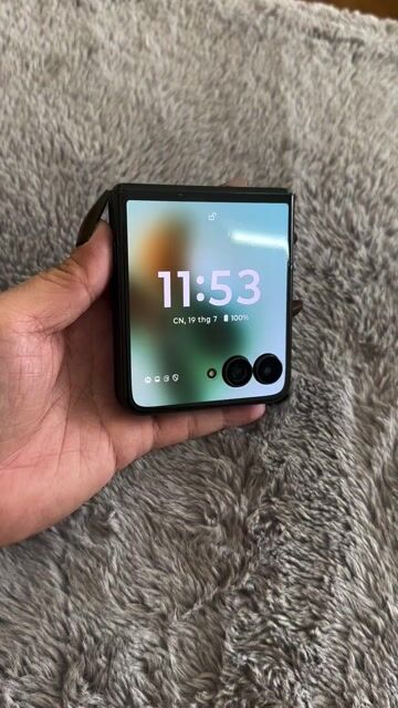 Motorola Razr 60 Ultra ram 16/512GB.Màu Xanh Rêu. Mua bán Điện thoại tại Quận Bình Tân Tp Hồ Chí Minh được đăng bởi Hoàng Anh hình 1