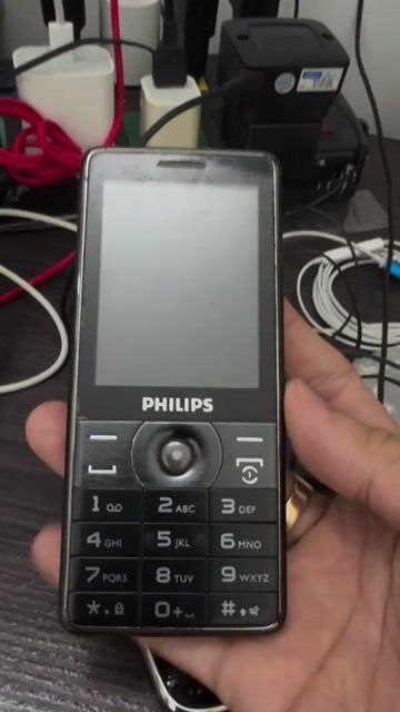 Philips Xenium E570 Đen full chức năng. Mua bán Điện thoại tại Quận 8 Tp Hồ Chí Minh được đăng bởi Thanh Đỗ hình 1
