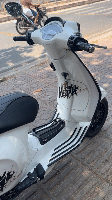 Vespa Sprint 2015 BSTP chính chủ ký mua bán. Mua bán Xe máy tại Quận Bình Tân Tp Hồ Chí Minh được đăng bởi ChjDung hình 1