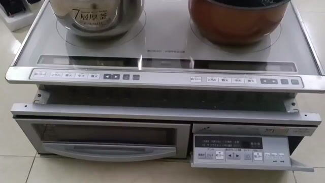 Bếp từ âm Hitachi mặt kính trắng đẹp. Mua bán Bếp, lò, đồ điện nhà bếp tại Huyện Hóc Môn Tp Hồ Chí Minh được đăng bởi Pham Truong Lam Vu hình 1