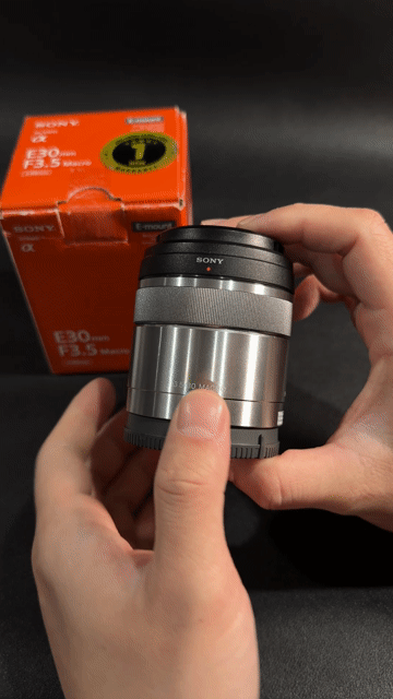 Ống kính Sony E 30mm f/3.5 Macro Fullbox Likenew. Mua bán Máy ảnh, Máy quay tại Quận Hà Đông Hà Nội được đăng bởi Nguyễn Hoàng Duy hình 1