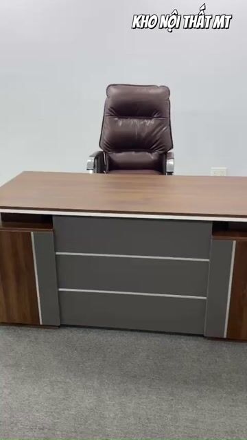 Bàn Giám Đốc Gỗ Chữ I, Có 2 tủ 2 bên, Đẹp, New. Mua bán Bàn ghế tại Quận Cẩm Lệ Đà Nẵng được đăng bởi Kho Nội Thất MT  hình 1