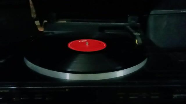 BĂNG ĐIÃ THAN VÀ MÁY NGHE NHẠC. Mua bán Tivi, Âm thanh tại Quận Tân Bình Tp Hồ Chí Minh được đăng bởi NGUYỄN HỒNG SƠN hình 1