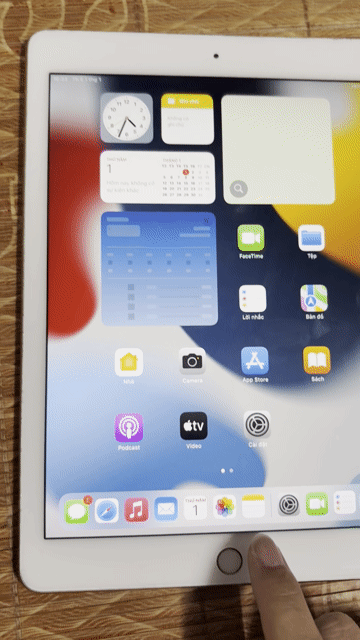 iPad Air 2 16GB Wifi màn cảm không nhạy. Mua bán Máy tính bảng tại Quận Hai Bà Trưng Hà Nội được đăng bởi Dũng hình 1