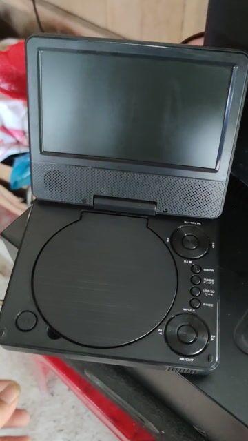 Đầu đĩa DVD Đen Màn hình tích hợp Tivi. Mua bán Tivi, Âm thanh tại Huyện Mỏ Cày Bắc Bến Tre được đăng bởi đậm chất miền Tây hình 1