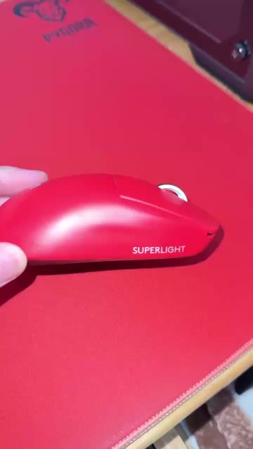Chuột Logitech G SUPERLIGHT 1 màu đỏ. Mua bán Phụ kiện (Màn hình, Chuột...) tại Huyện Đất Đỏ Bà Rịa - Vũng Tàu được đăng bởi Nhật Hảo hình 1