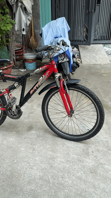 Xe đạp địa hình Asama Đỏ đen. Mua bán Xe đạp tại Quận 3 Tp Hồ Chí Minh được đăng bởi Phạm thanh Trí  hình 1