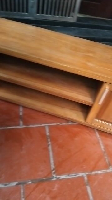 Kệ tivi Gỗ xoan đào 1.75m x 0.54m x 0.4m. Mua bán Tủ, kệ gia đình tại Quận Hà Đông Hà Nội được đăng bởi Pham hình 1