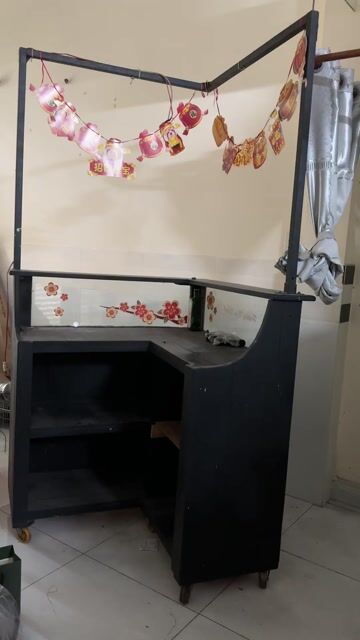 Quầy bán hàng Gỗ Đen Có bánh xe. Mua bán Đồ chuyên dụng, Giống nuôi trồng tại Quận Bình Tân Tp Hồ Chí Minh được đăng bởi be nho benho hình 1