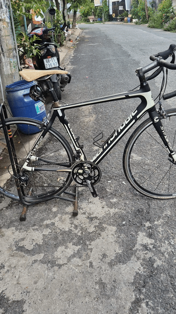 Xe đạp đua Cannondale Carbon Nhật. Mua bán Xe đạp tại Huyện Hóc Môn Tp Hồ Chí Minh được đăng bởi MR RÔ hình 1