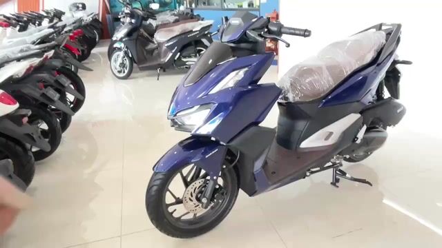 Honda vario 160 xe siêu lướt odo 500km 42tr. Mua bán Xe máy tại Quận Ô Môn Cần Thơ được đăng bởi XE MÁY QUANG TRẦN chuyen bán xe trúng thưởng  hình 1