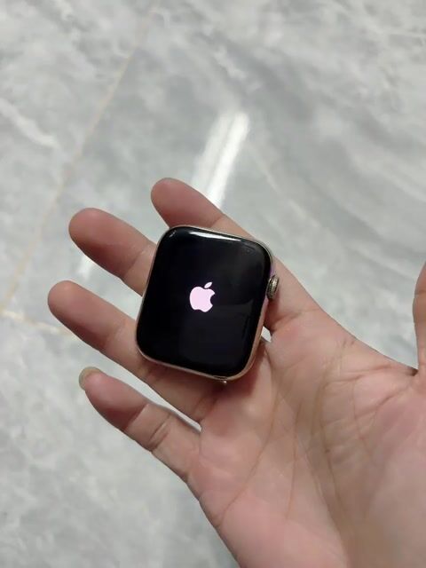 Apple Watch Series 6 44mm Hỏng. Mua bán Thiết bị đeo thông minh tại Quận 1 Tp Hồ Chí Minh được đăng bởi Lucas Huỳnh hình 1