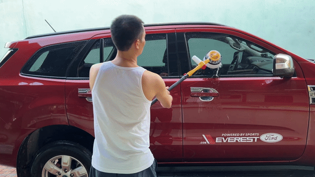 Chổi rửa xe nhựa xoay 360 độ. Mua bán Thiết bị vệ sinh, nhà tắm tại Thành phố Hải Dương Hải Dương được đăng bởi Xuân Kiên hình 1