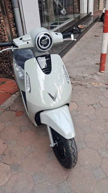 Xe máy điện VinFast Evo Grand Xanh. Mua bán Xe máy tại Quận Đống Đa Hà Nội được đăng bởi Thiên Hương hình 1
