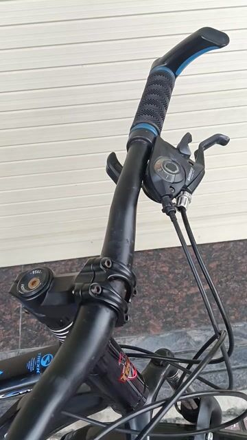 Xe thể thao sườn nhôm TREXK còn rất mới 26inch. Mua bán Xe đạp tại Quận Tân Phú Tp Hồ Chí Minh được đăng bởi Thanh Hùng hình 1