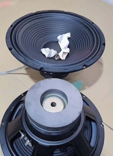 Loa bass 30cm mới. Mua bán Tivi, Âm thanh tại Quận Gò Vấp Tp Hồ Chí Minh được đăng bởi Trần Thị Hồng  hình 1