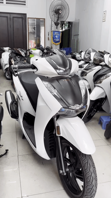Honda SH350i 2021 chính chủ - hỗ trợ góp. Mua bán Xe máy tại Thành phố Thủ Đức Tp Hồ Chí Minh được đăng bởi Lê Hạnh hình 1