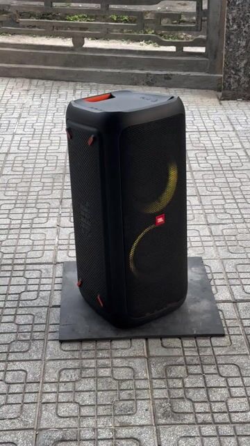 Loa Bluetooth JBL PARTYBOX 300 Đen. Mua bán Tivi, Âm thanh tại Thị xã Hương Trà Thừa Thiên Huế được đăng bởi  Long hình 1