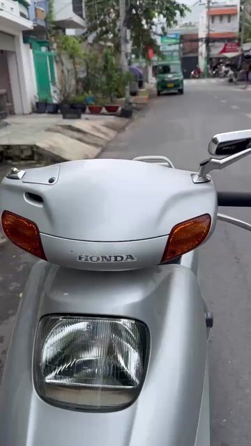 SPACY HẢI QUAN NGAY CHỦ XE SẴN VỀ SỬ DỤNG. Mua bán Xe máy tại Quận 7 Tp Hồ Chí Minh được đăng bởi Chuyên bán xe đẹp zin keng 9 chủ hình 1