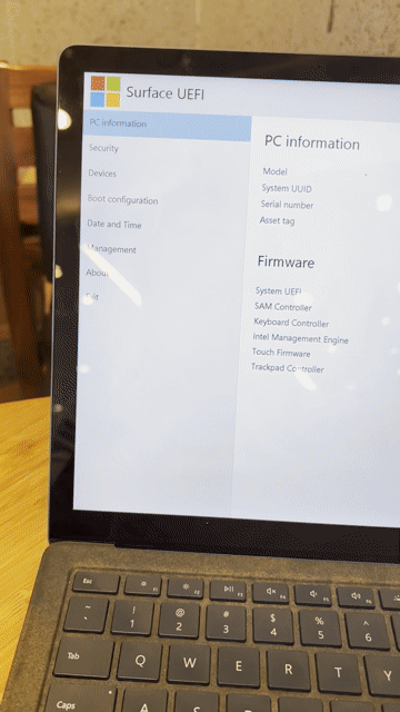 Microsoft Surface Laptop 2 i5 ram 8GB. Mua bán Laptop tại Quận 4 Tp Hồ Chí Minh được đăng bởi Robert hình 1